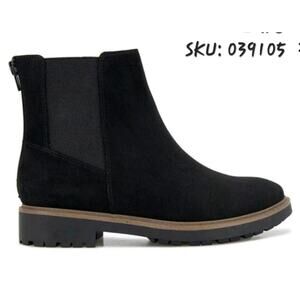 NWOB Women's Esprit Sutton Chelsea Boots Black Faux Suede